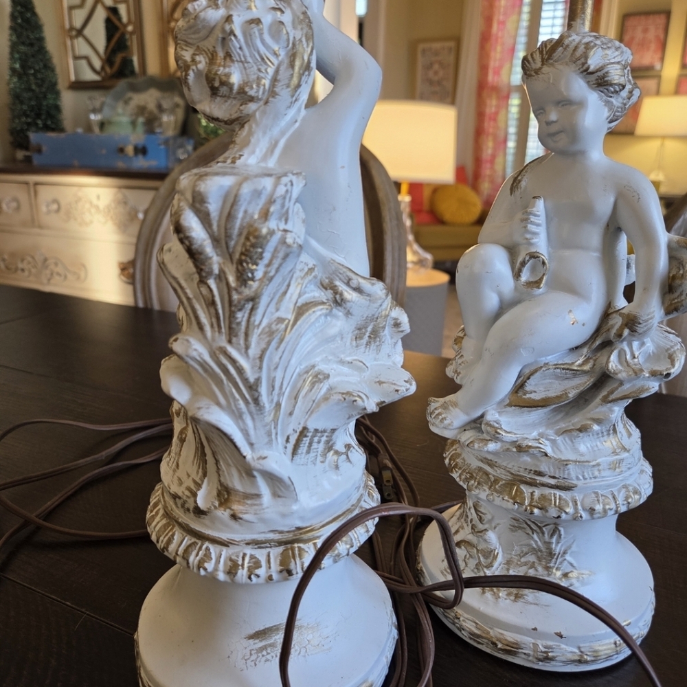 Vintage Cherub Table Lamps Off White Gold Hues Matching Set - Picture 13 of 16